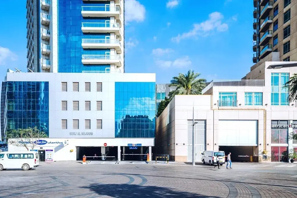 One Perfect Stay - Burj Al Nujoom
