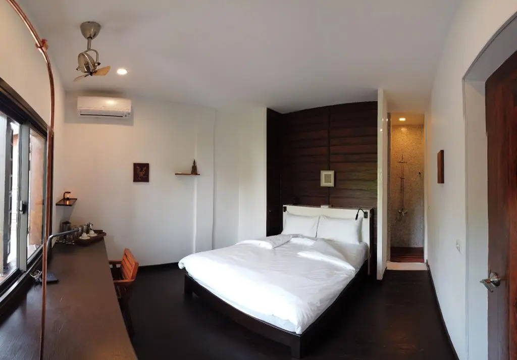 Superior Double room (full double bed)