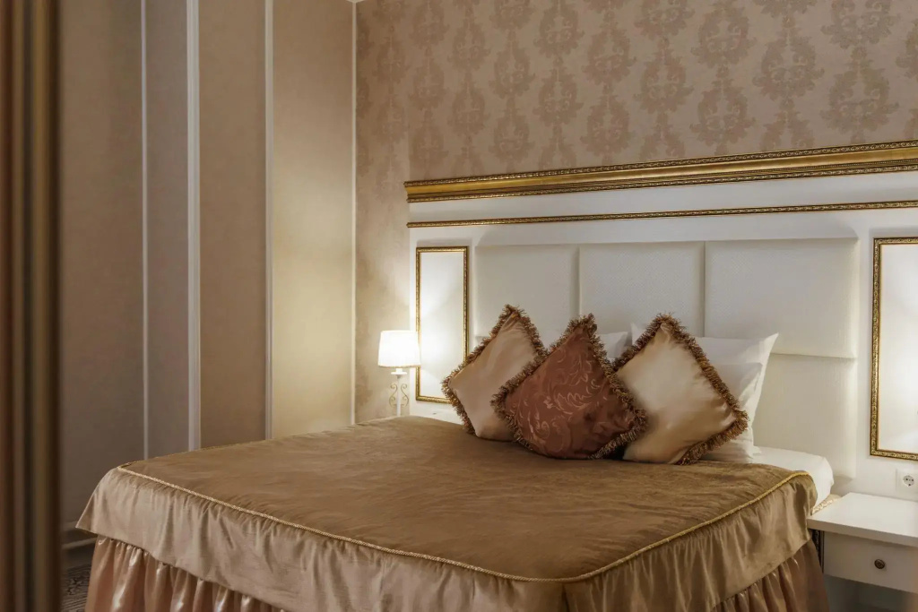 Standard Double room (full double bed)
