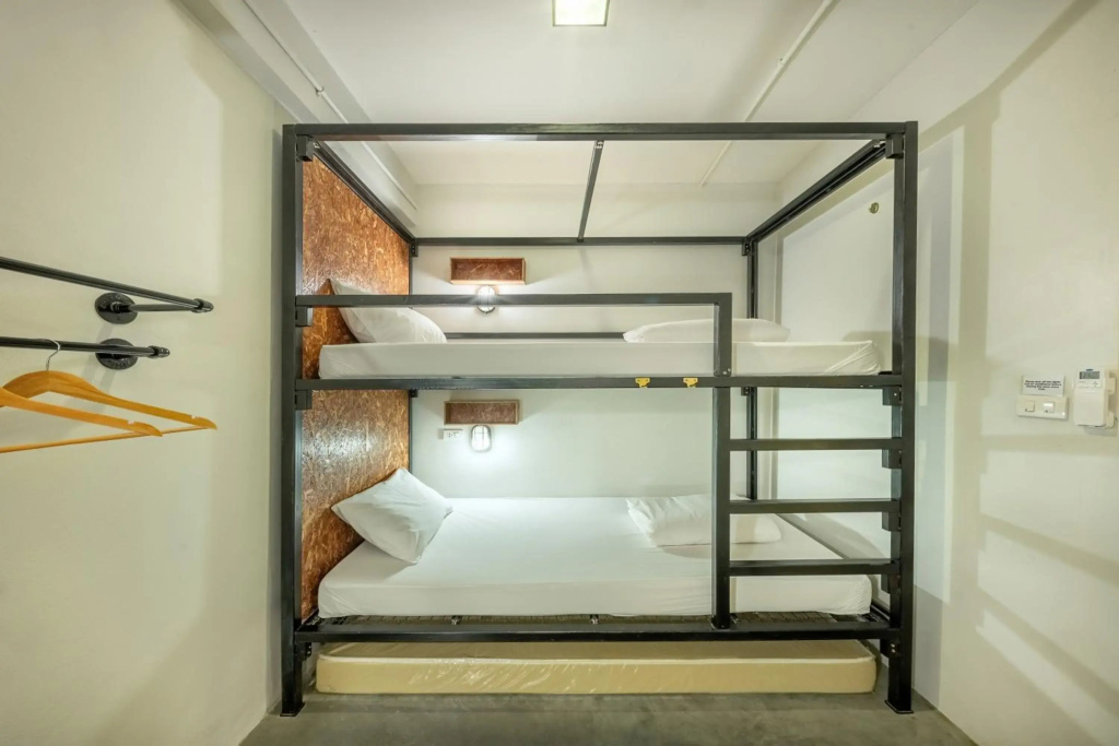 Pho Hostel — 4
