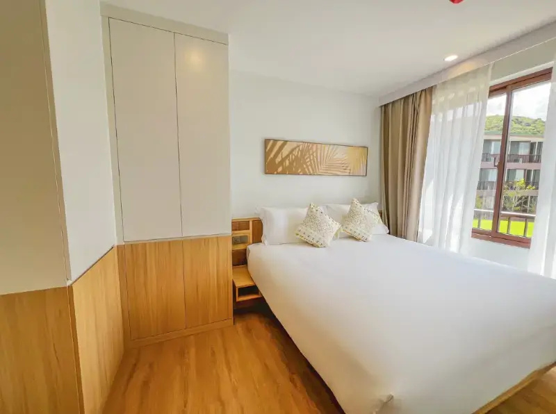 Premium Suite