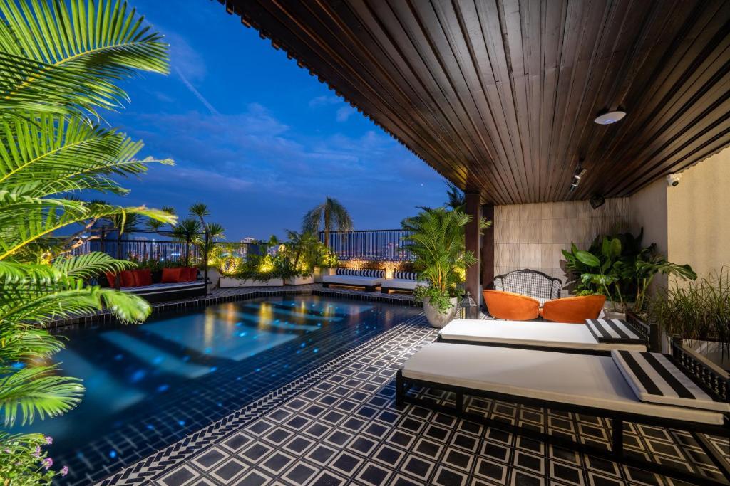 Sanouva Danang Hotel
