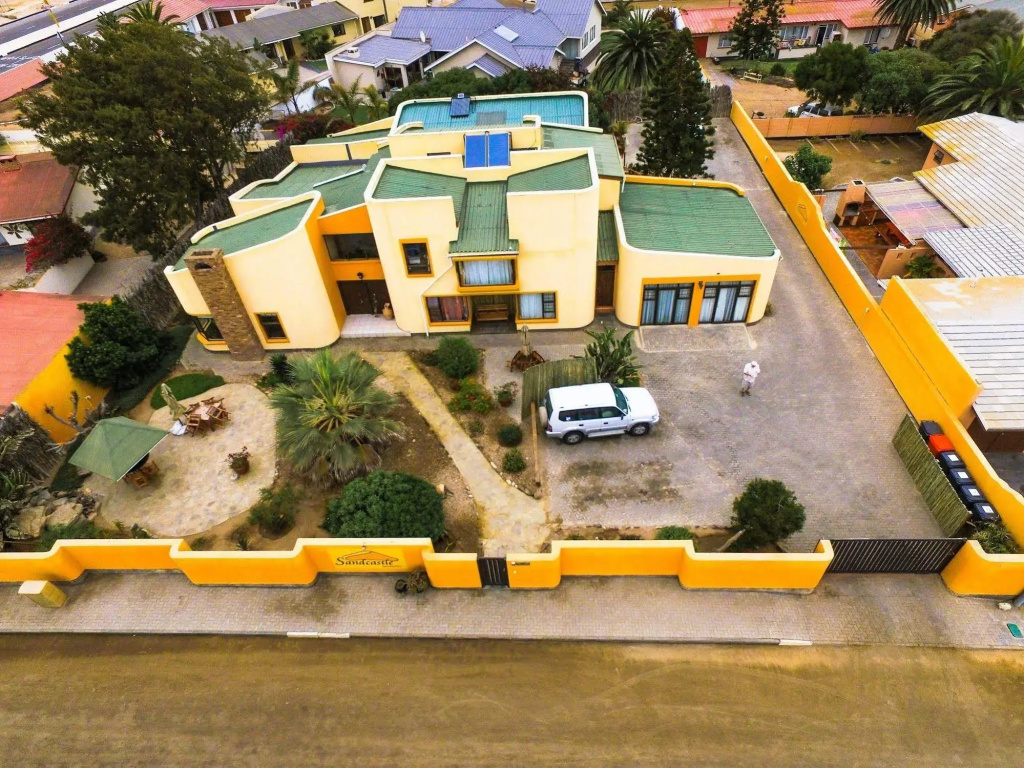 Sandcastle Apartments cc