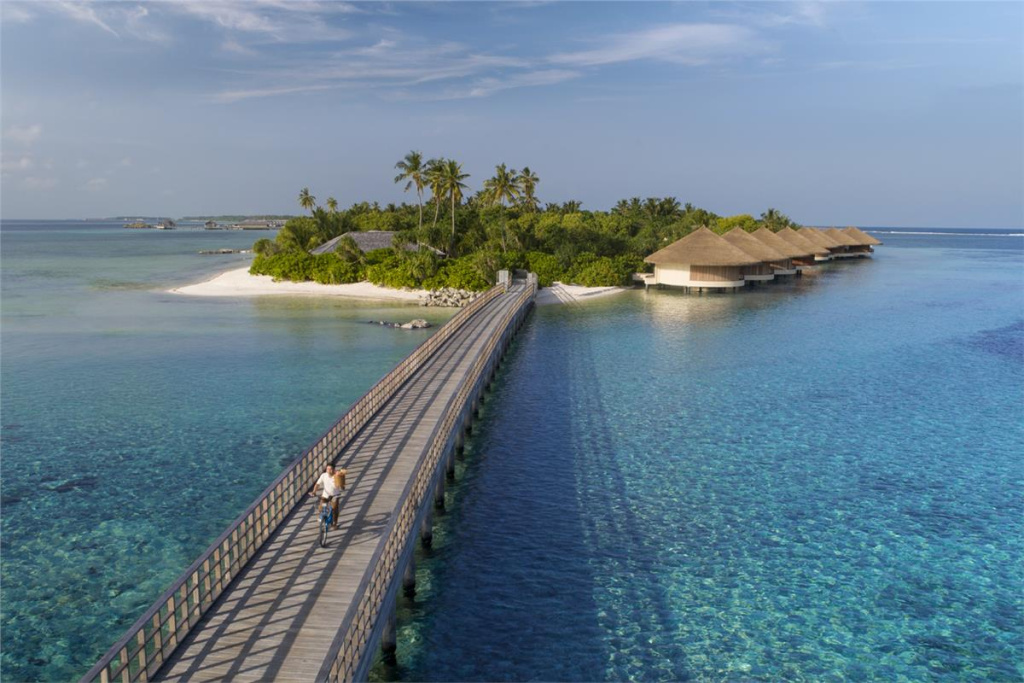 Beach & Waterfront