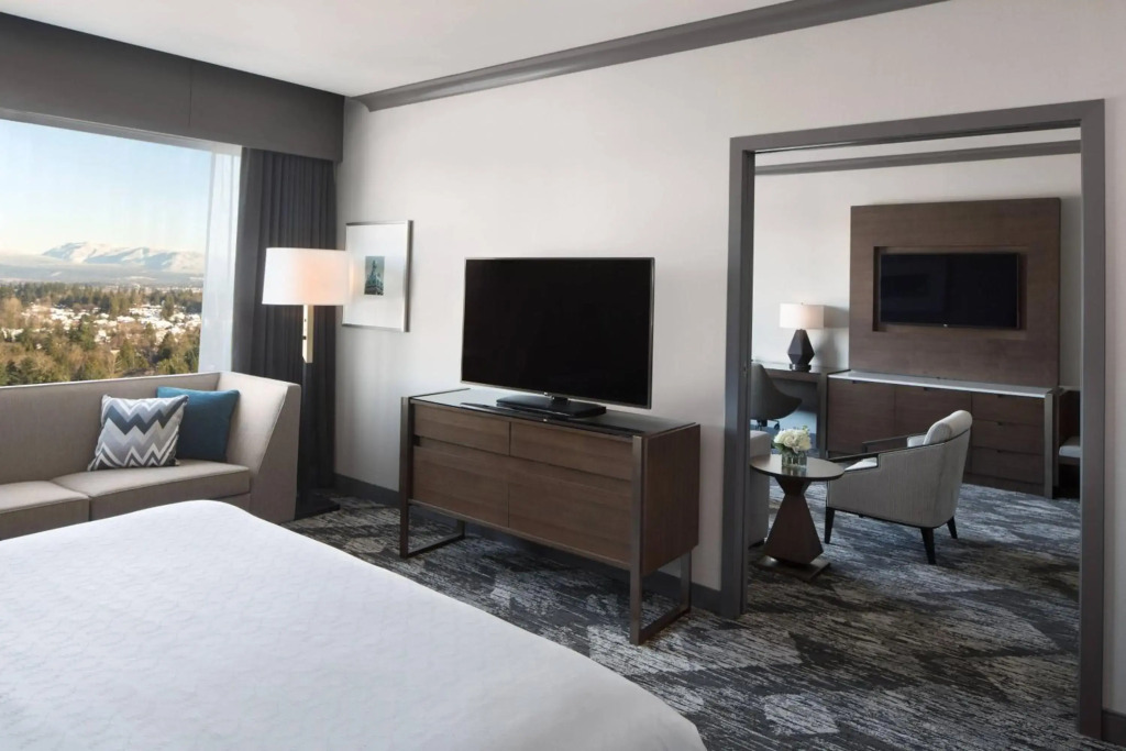 Sheraton Vancouver Guildford Hotel - фото 41