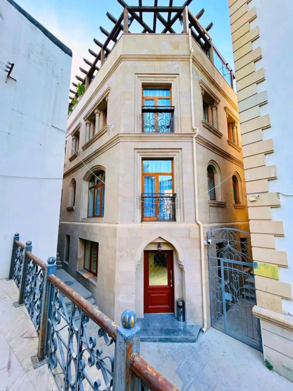 Two Rooms Plus Residence