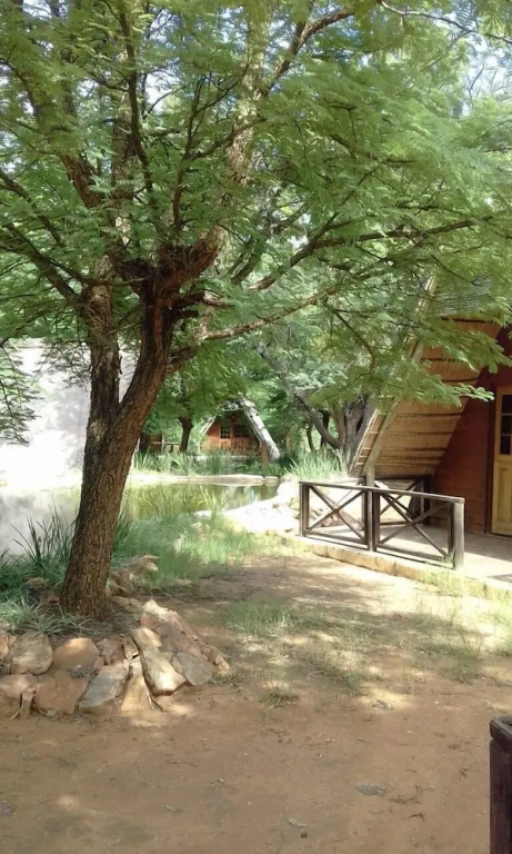 Modikgweng Lodge
