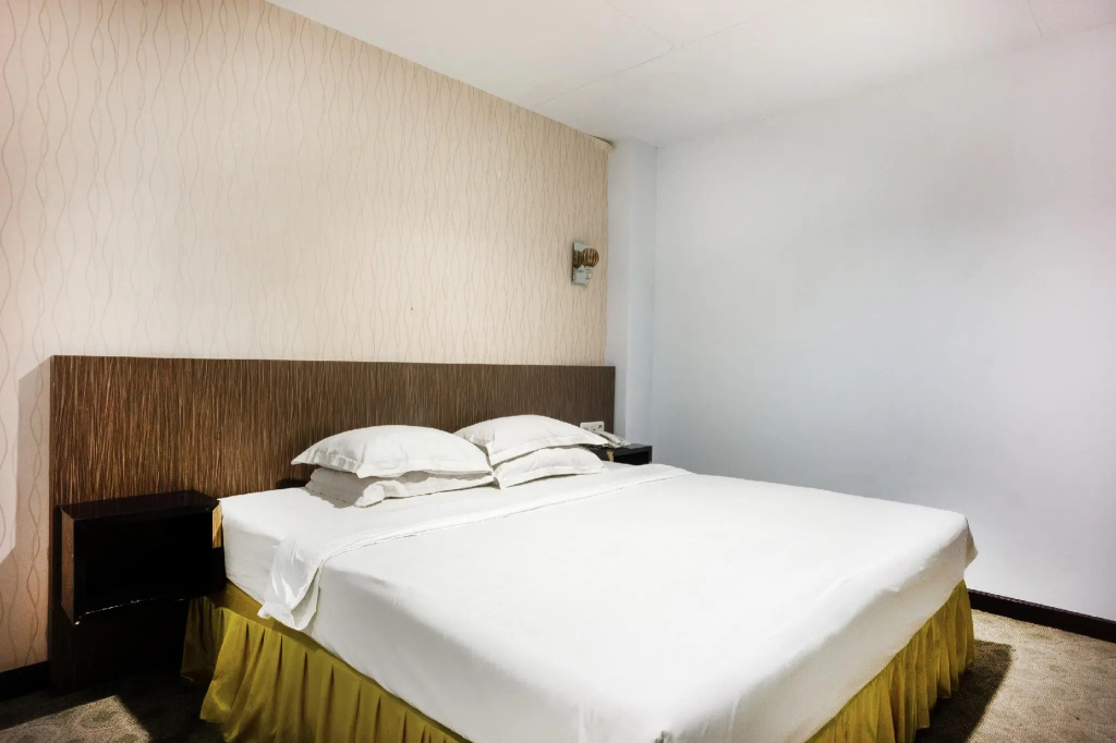 Hotel O Makassar near Losari Beach formerly Ocean View Hotel in Makassar