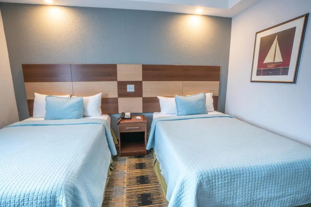Deluxe Quadruple room
