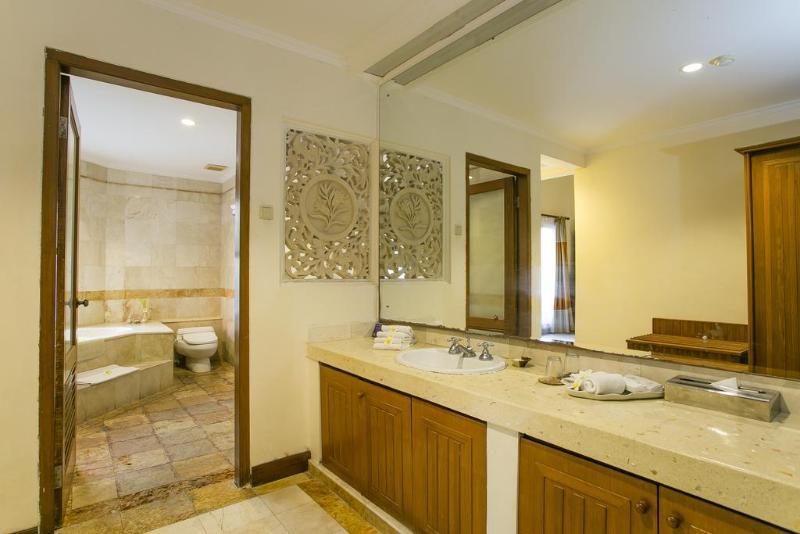 Parigata Villas Resort