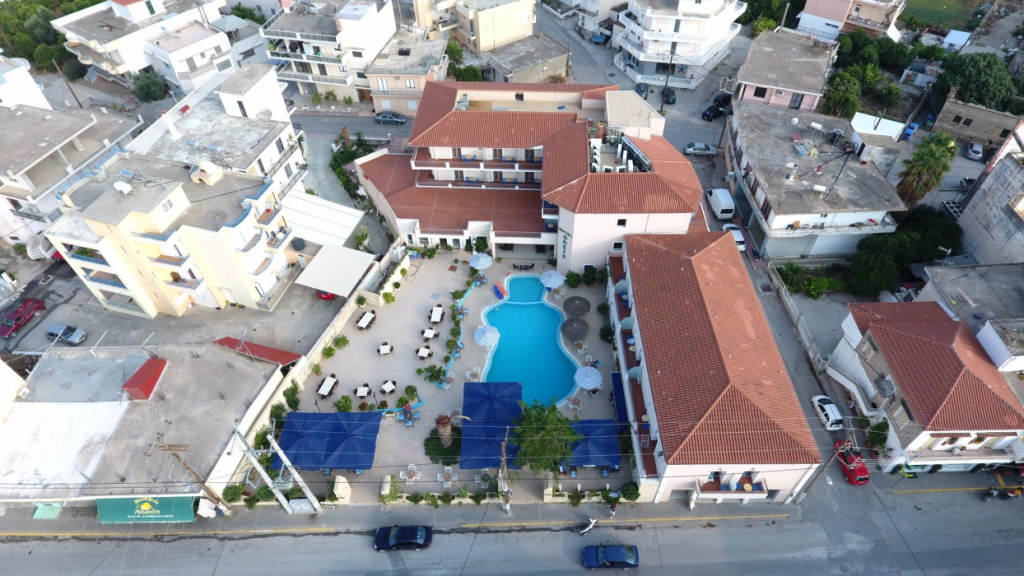 Oasis Hotel 3 * Oasis Hotel 3 *