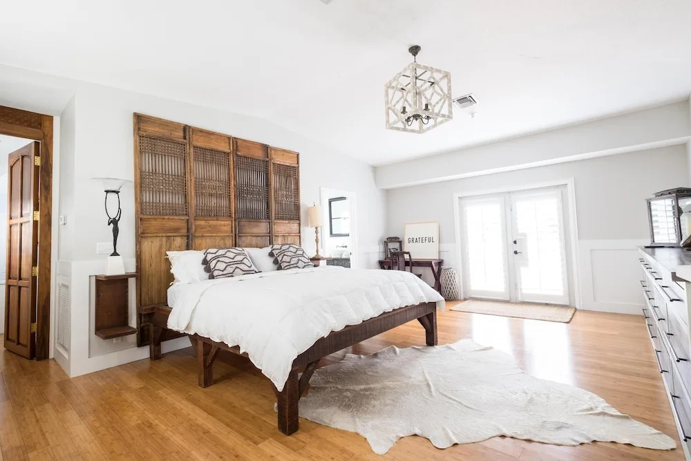 Teak House