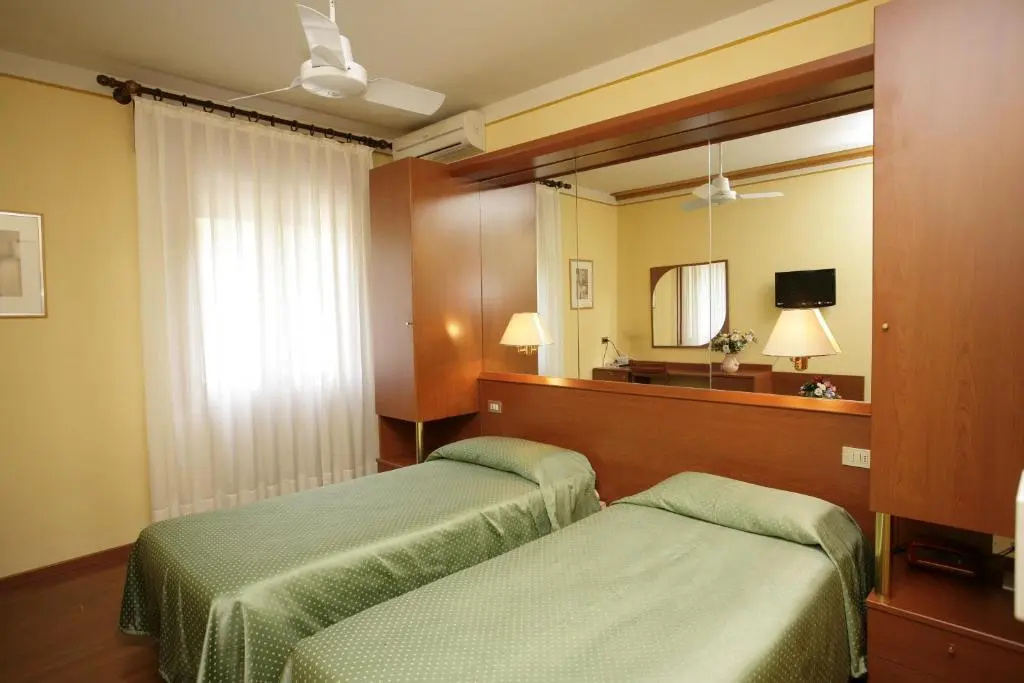 Hotel Ezzelino - Chambres