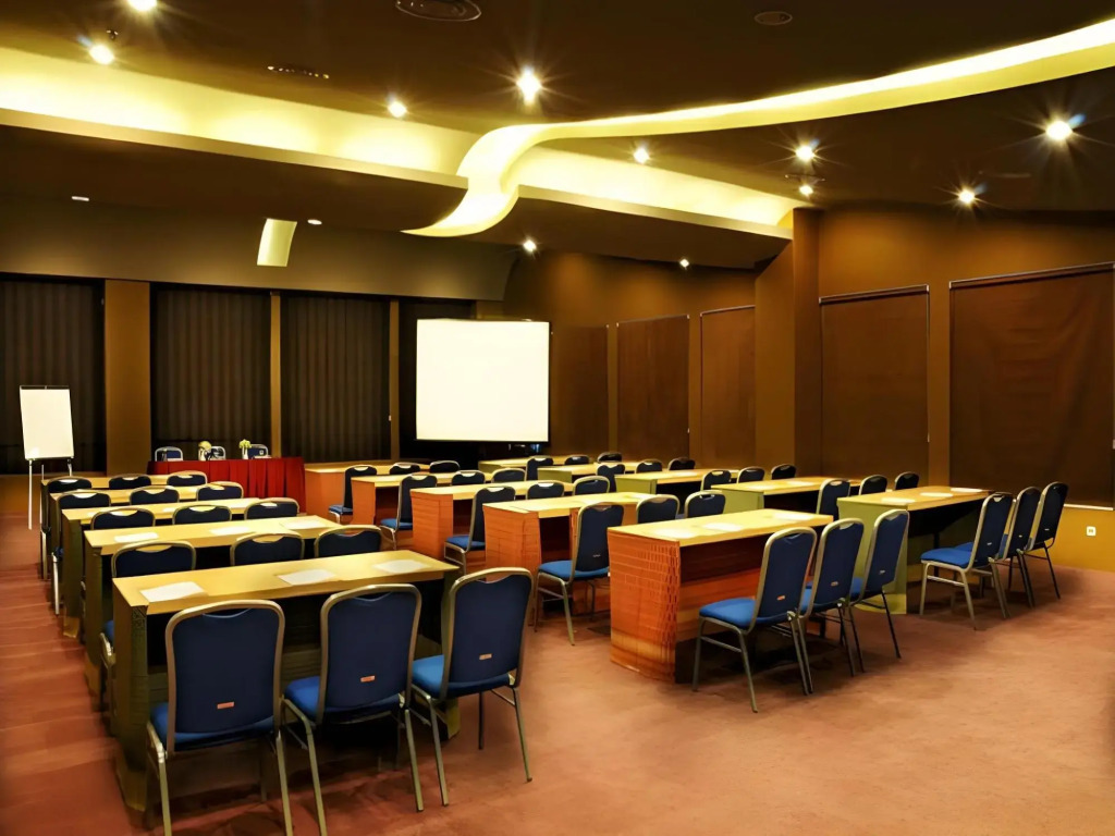 Hotel Grand Anugerah - фото 12