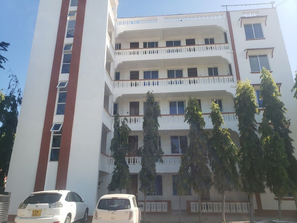 Lux Suites Joly Apartments Nyali