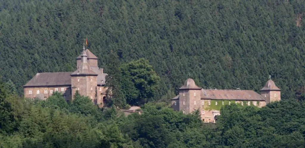 Burg Schnellenberg - Général