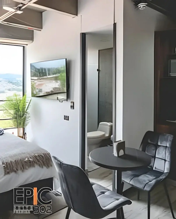 Epic Suite 302 Deluxe Aeropuerto