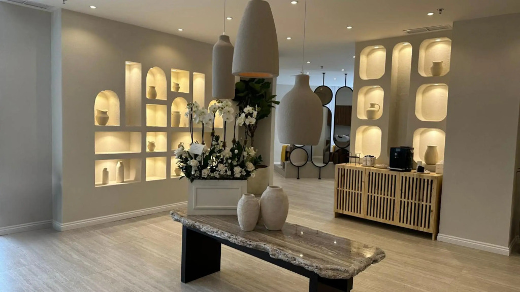 The House Hotel Al Khiran - фото 19