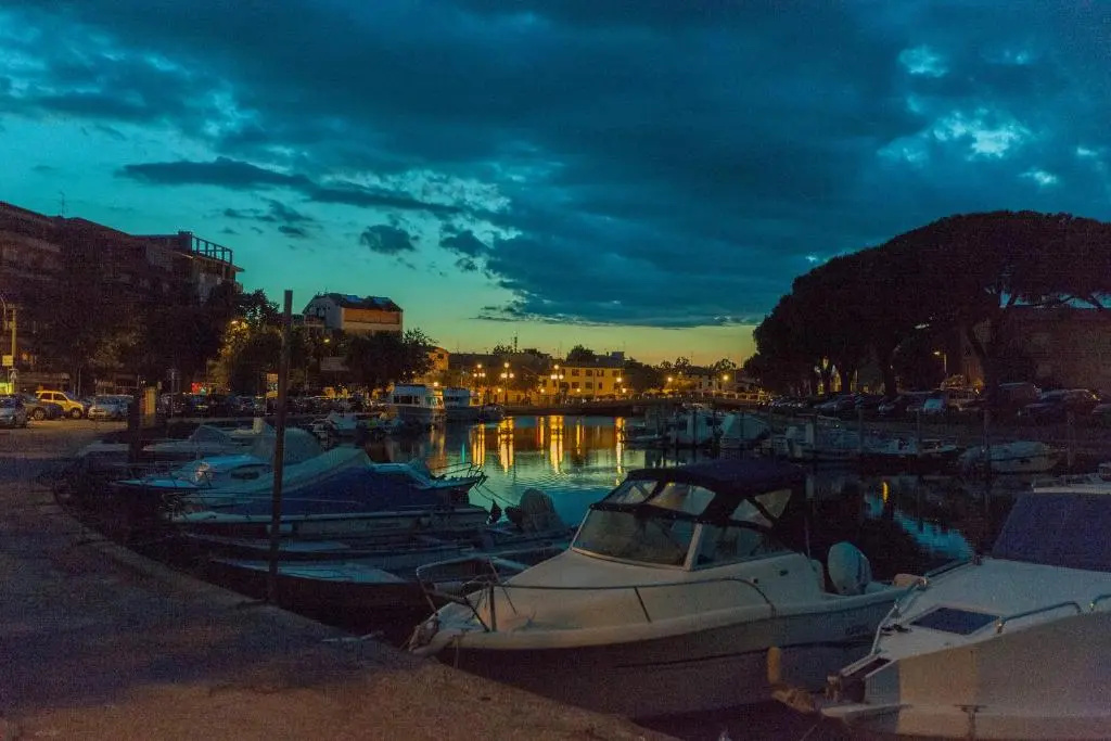 Beach & Waterfront