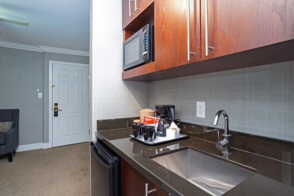 Standard Suite