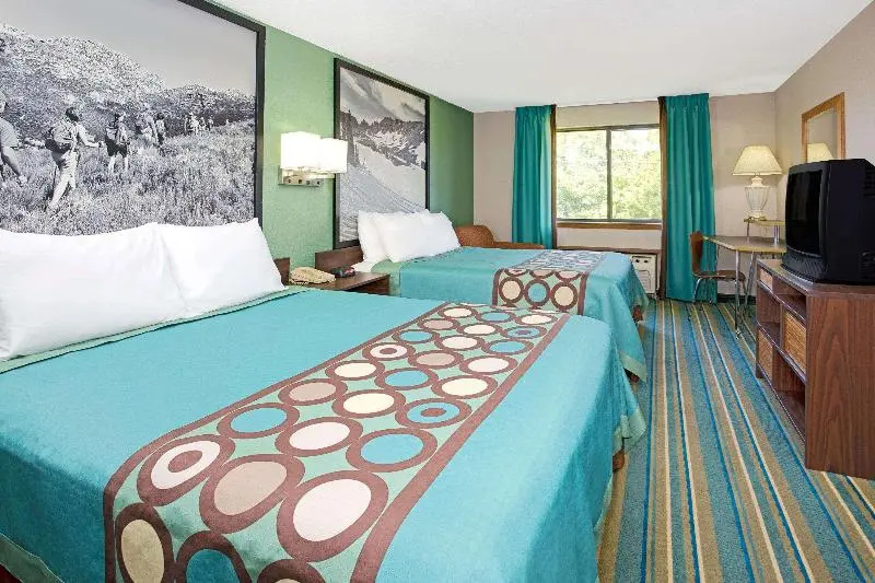 Standard Double room (twin beds)