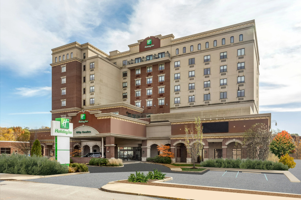 Holiday Inn Lafayette-City Centre by IHG