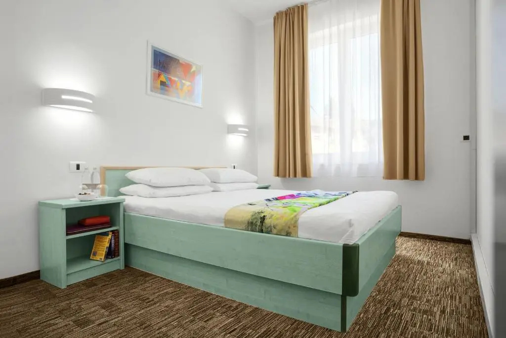 Standard Double room (twin beds)