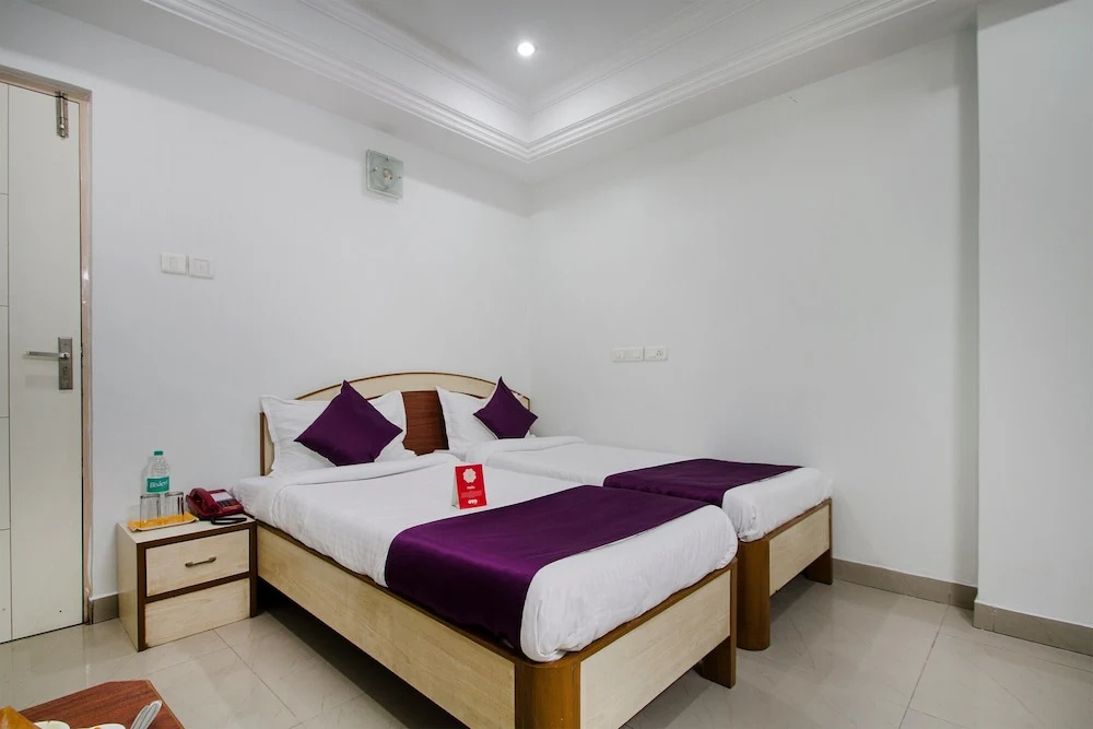 OYO Flagship 983 Hotel Surya Residency - Chambres