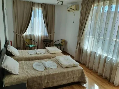 Balcony & Terrace