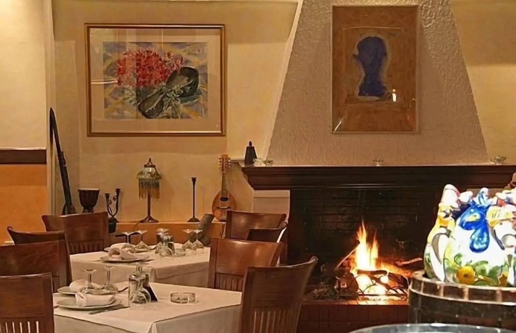 Iniohos Hotel Restaurant - Général
