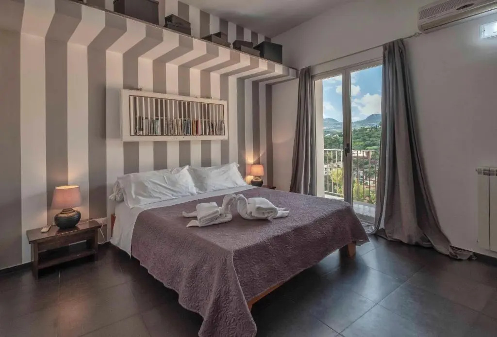 3 Bedrooms Apartment with pool view