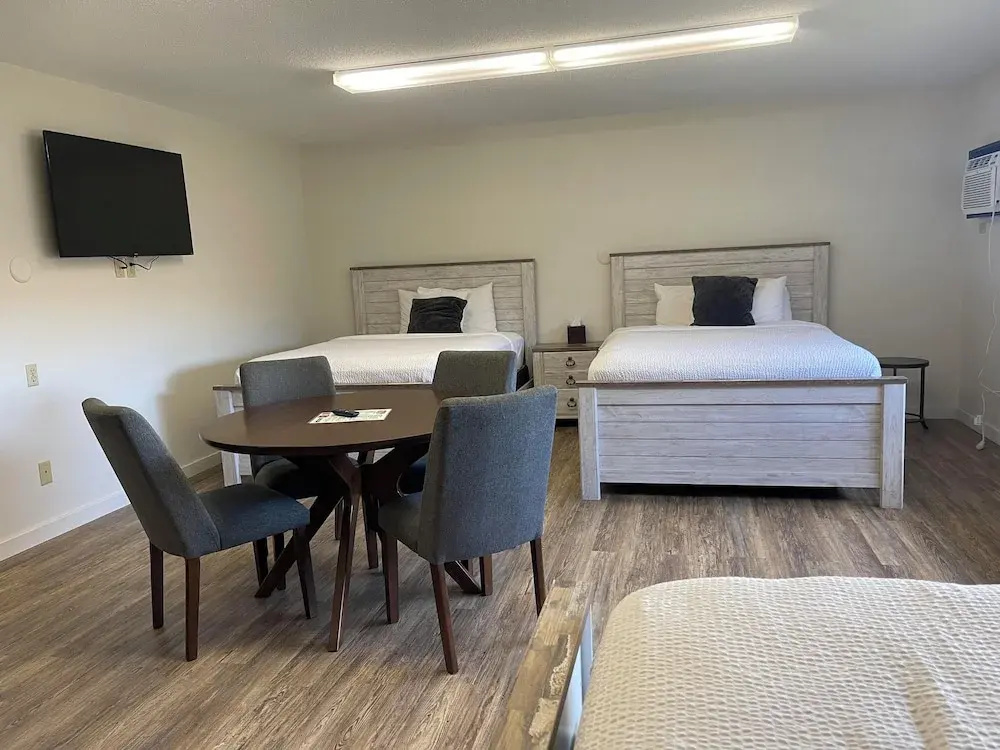 Deluxe Sextuple room