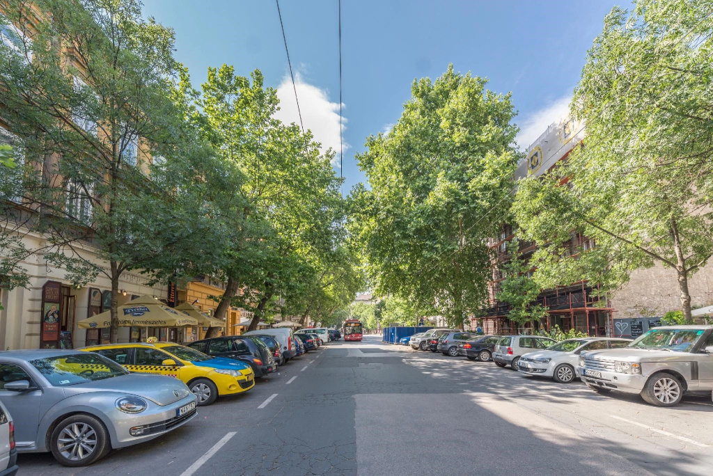 Venus Apartments - Broadway II