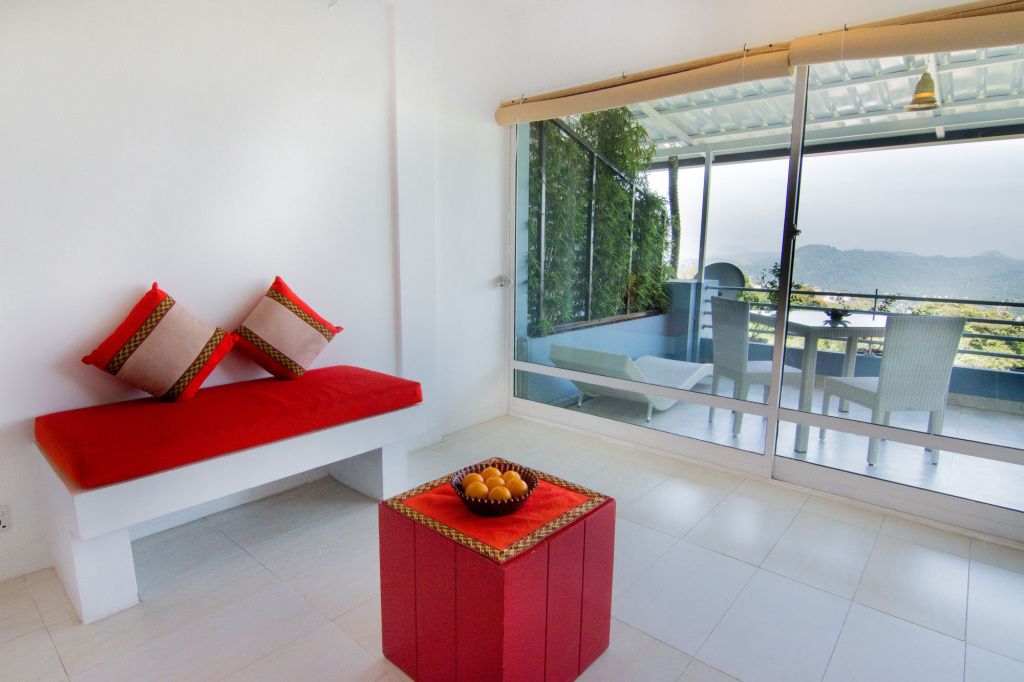 Balcony & Terrace