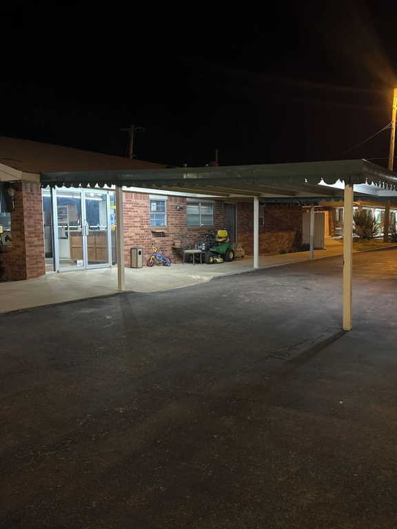 Tanglewood Motel