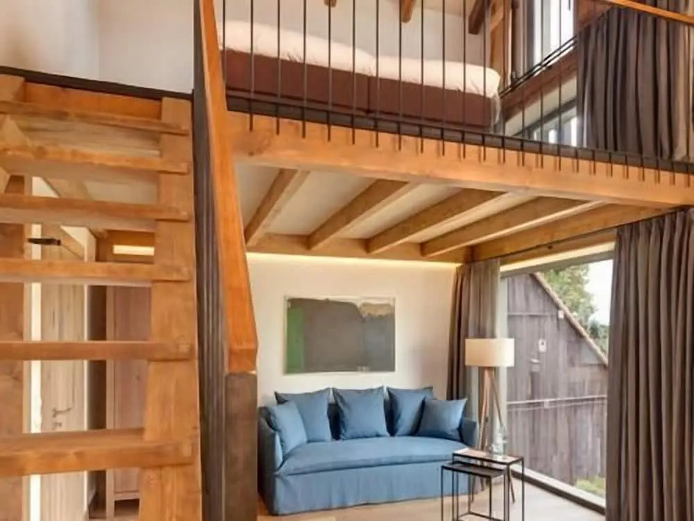 Balcony & Terrace