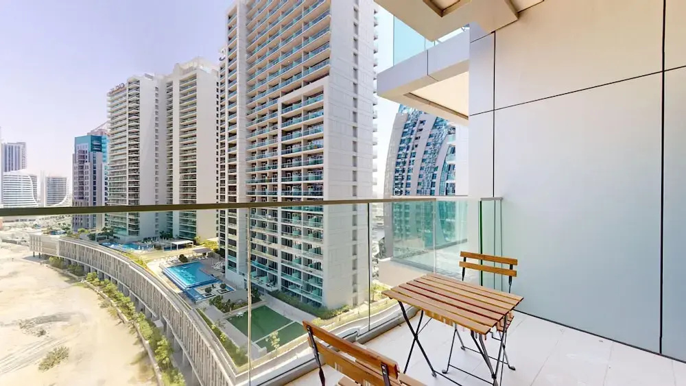 Business Bay - Damac Majestine Tower 1219a