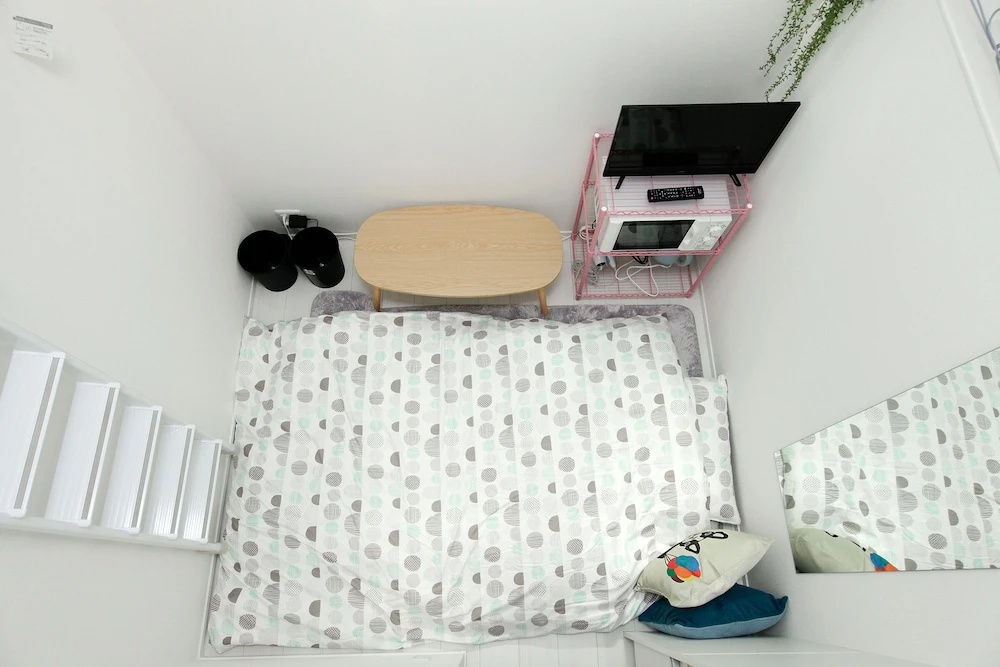 image url