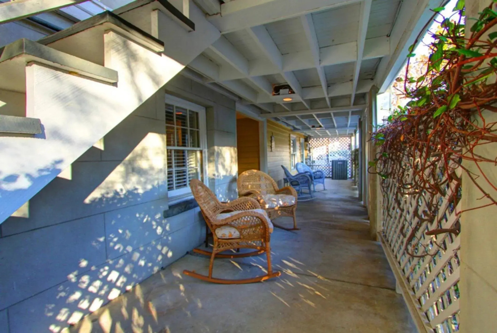 Bird Baldwin Magnolia Suite
