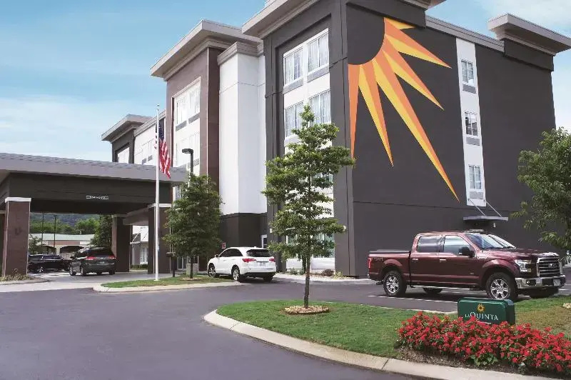 La Quinta Inn & Suites Chattanooga - Lookout Mtn