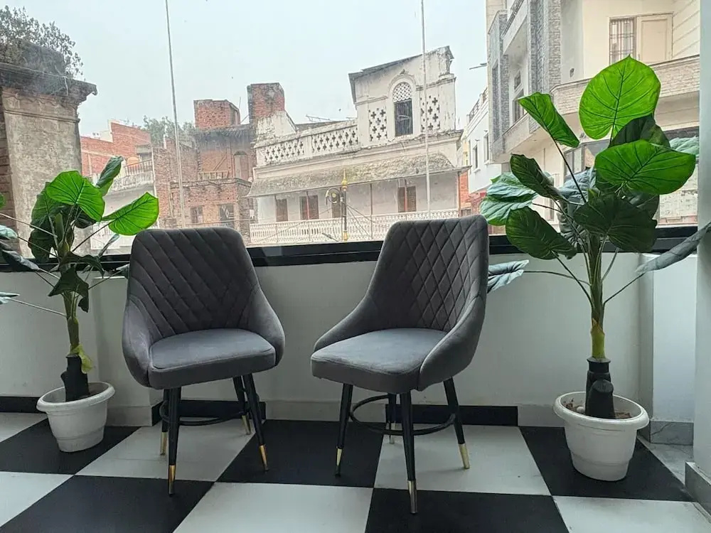 AKS Grand Hotel in Varanasi