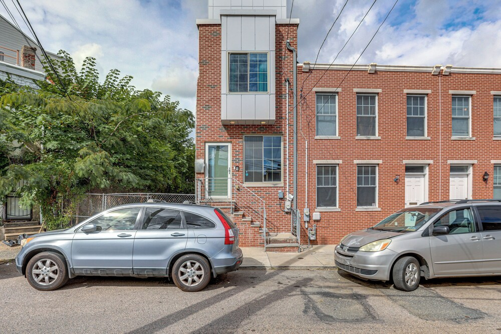 Philly Hub Near University City, Lincoln Financial