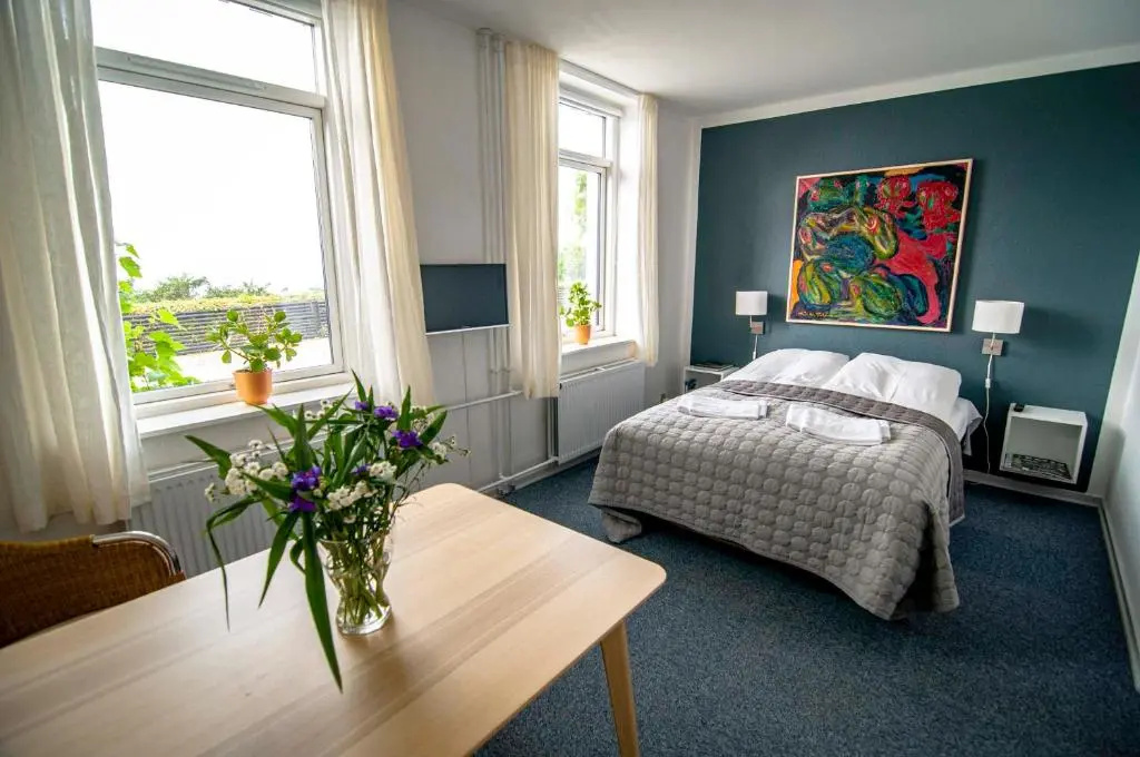 Standard Double room with sea view (full double bed)