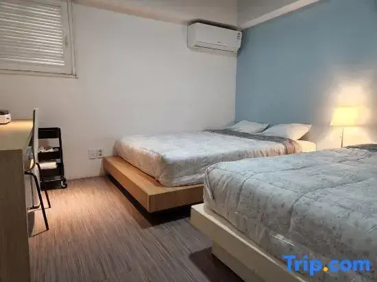 Deluxe Family room