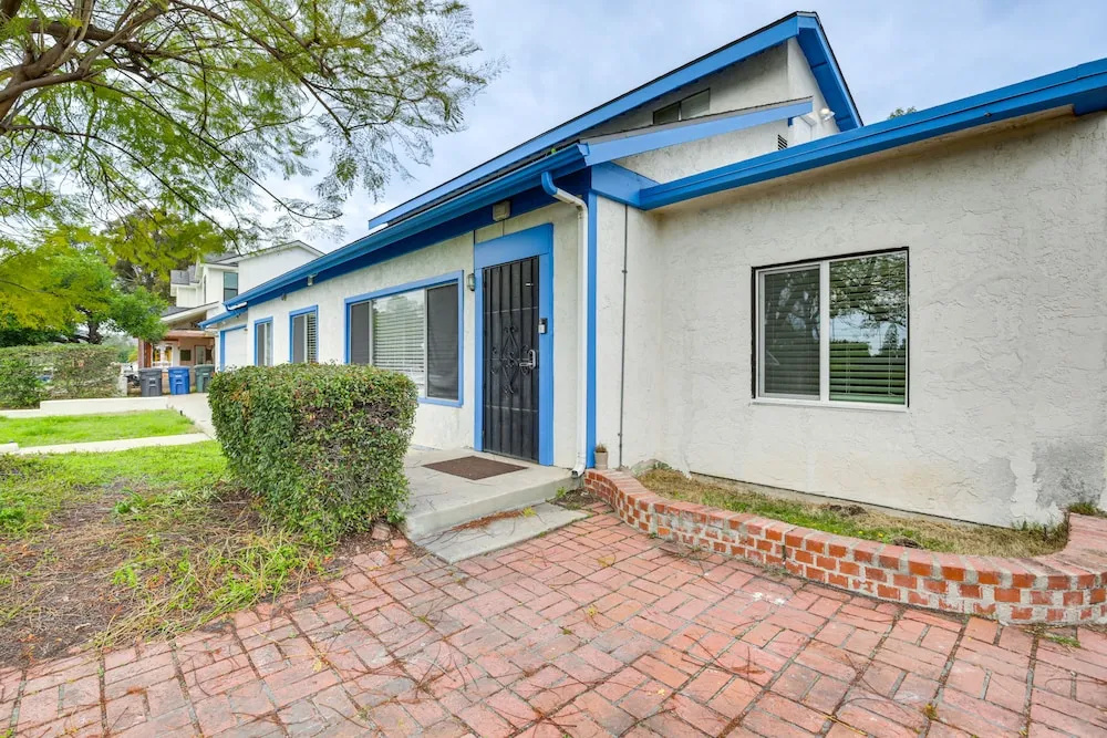 Spacious El Cajon Home - Day Trip to San Diego!