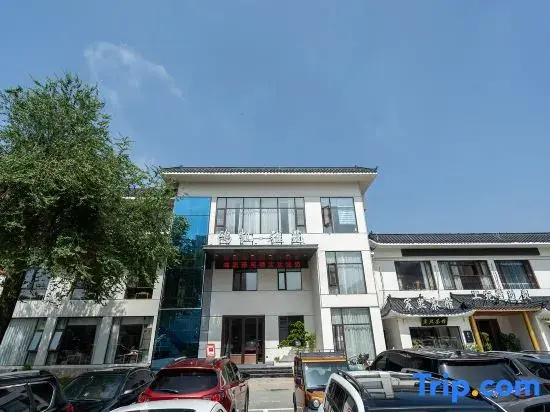 Oukai Yayuan (Nanyang Medical Holy Temple Wanda Plaza Store)