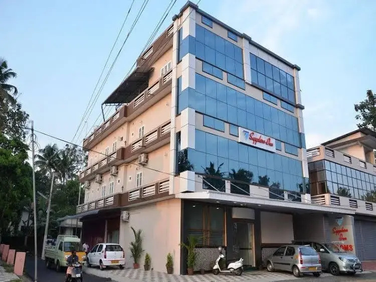 Hotel Sapphire Inn