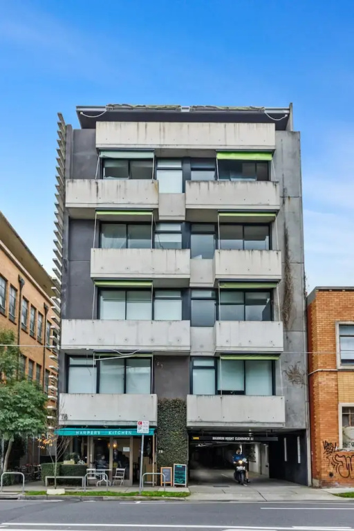 Vibrant 2-bed Apartment Near St Kilda Beach