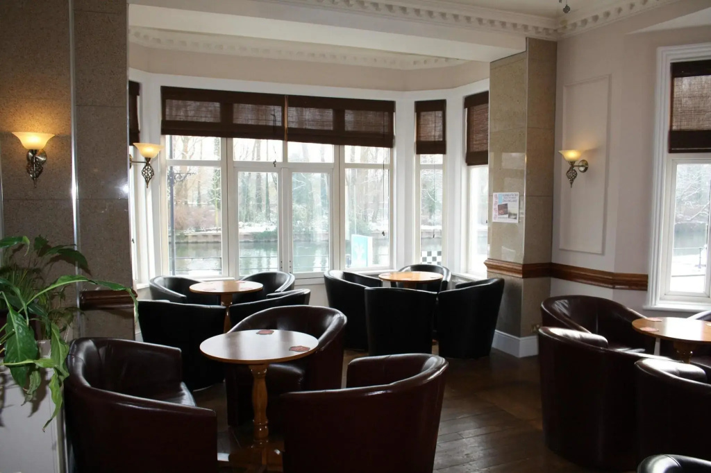 Uno Thames Hotel -Reopened Brand New Again -FREE PARKING - Général