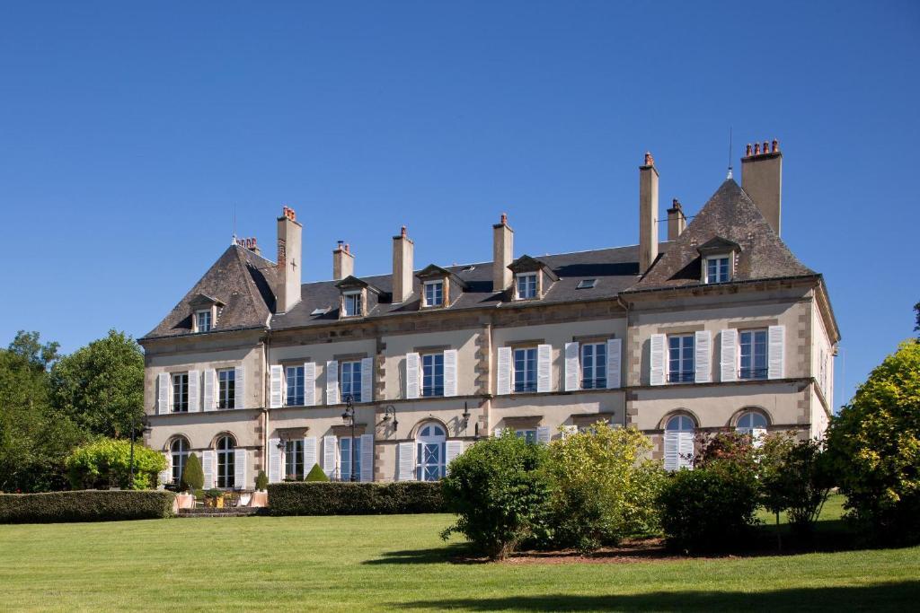 Restaurant - Le Château d'Ygrande by null